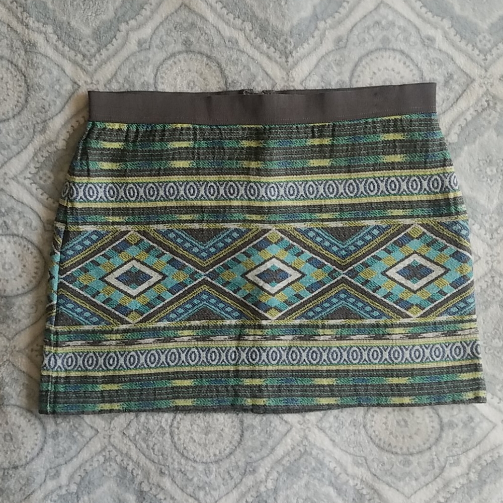 AE skirt
